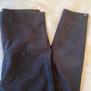 Onzie leggings
